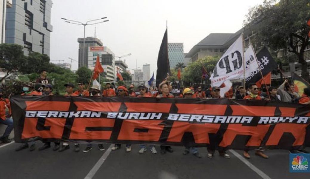 Hey Penguasa! Buruh Bersatu Tolak Upah per Jam