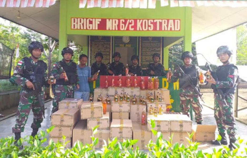Jelang Tahun Baru, Satgas Pamtas RI-PNG Yonif 411 Kostrad Amankan 1.416 Botol Miras Ilegal