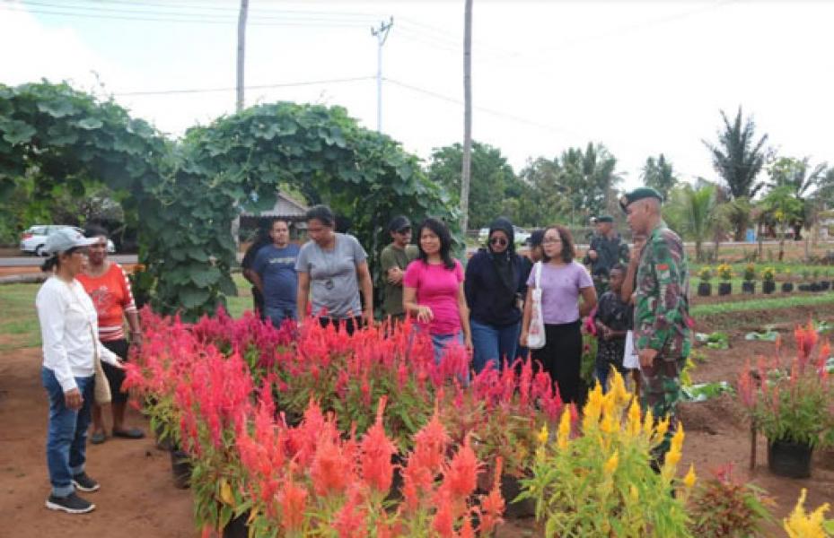 Kebun Bunga Satgas Yonif 411 Kostrad Jadi Alternatif Wisata Warga Merauke