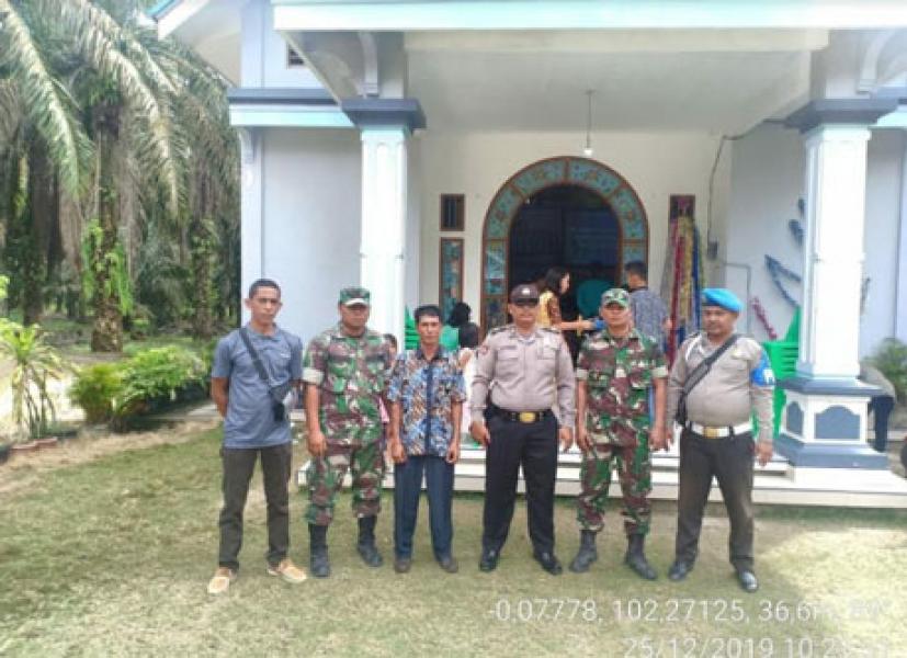 Koramil 15/KK Kodim 0313/Kpr dan Polsek Laksanakan Pengamanan Natal 2019