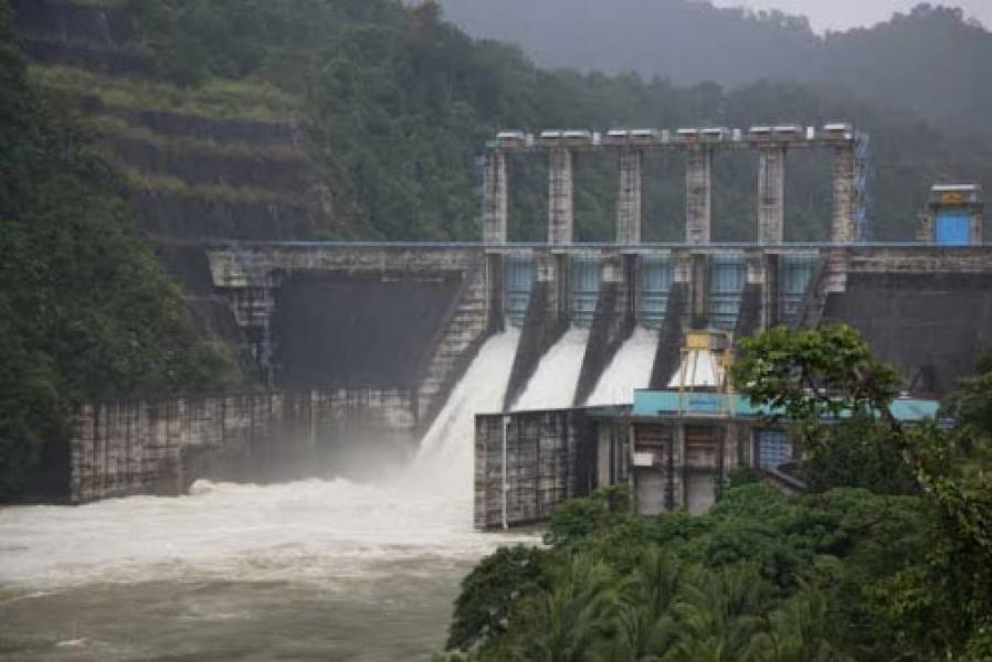 Lima Pintu Waduk PLTA Koto Panjang Dibuka 1 Meter
