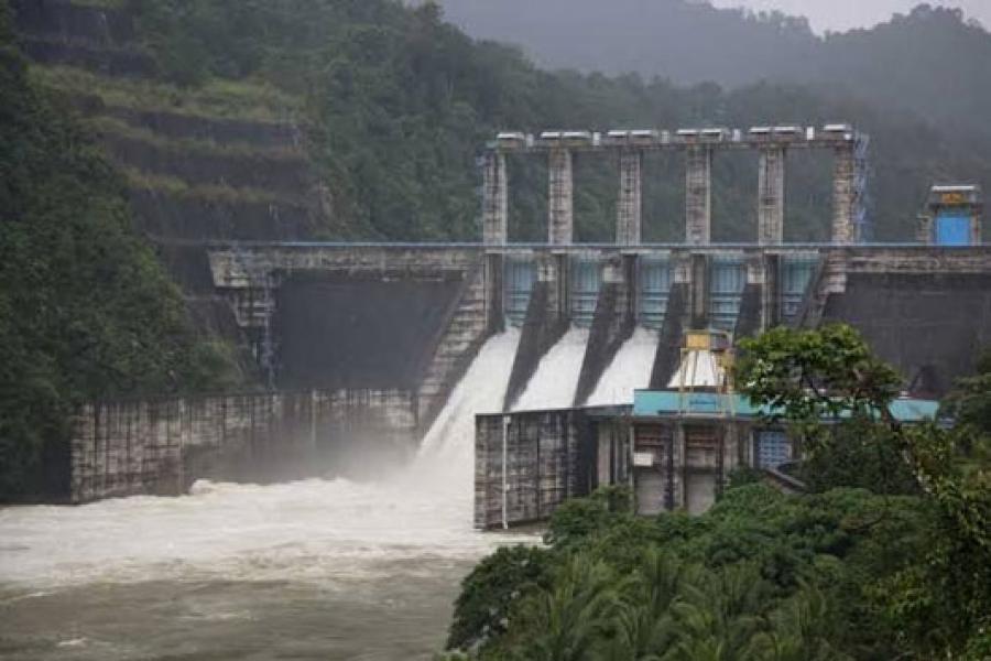 Lima Pintu Waduk PLTA Koto Panjang Dibuka Setinggi 60 cm hingga 80 cm