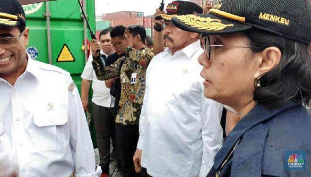 Sri Mulyani Wanti-Wanti �Tsunami� Barang Impor via Online