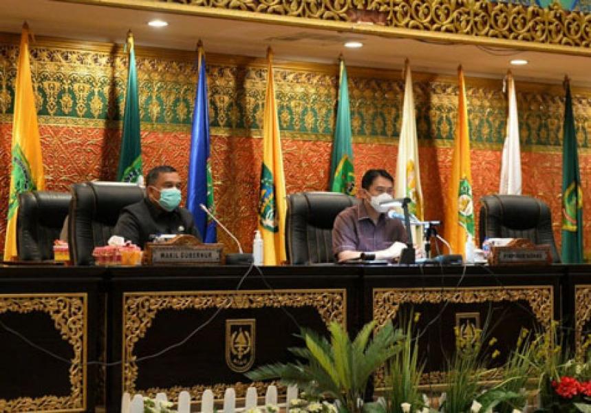DPRD Riau Sampaikan Rekomendasi Rancangan Perda Perubahan Nomor 10 Tahun 2002
