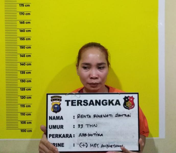 Edarkan Sabu, IRT Cantik di Pekanbaru Ditangkap Polisi