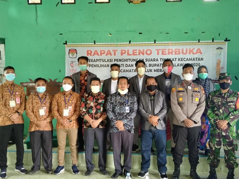 Kapolsek Teluk Meranti Hadiri Rapat Pleno Rekapitulasi Penghitungan Suara Pilkada Pelalawan tahun 2020 