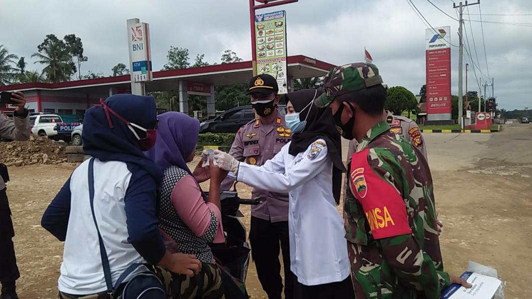 Kapolsek Ukui Pimpin Posko Pam Operasi Lilin Lancang Kuning 2020