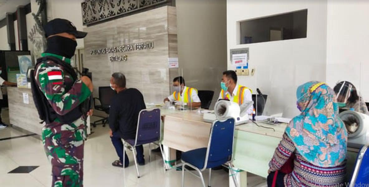 Lakukan Pengawasan Terhadap PMI, Cara Satgas Pamtas Yonif 642 Cegah Penyebaran Virus Covid-19