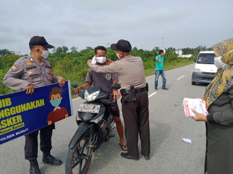 Polsek Bunut dan Puskesmas Galakkan Ops Yustisi Akhir Tahun