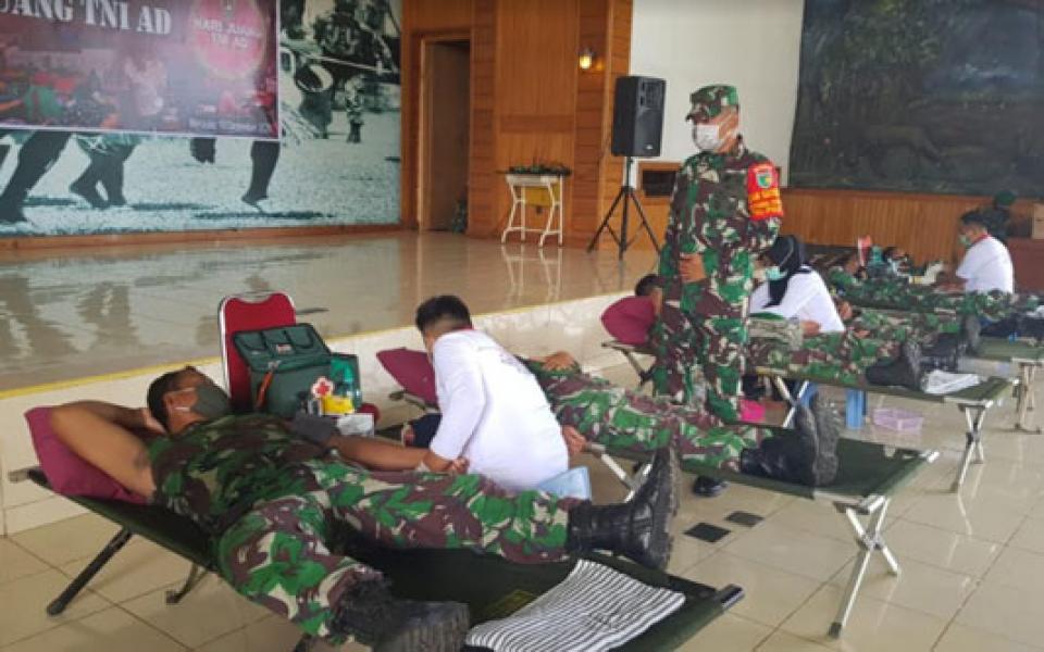 Sambut Hari Juang TNI AD Tahun 2020, Korem 174 Merauke Gelar Donor Darah