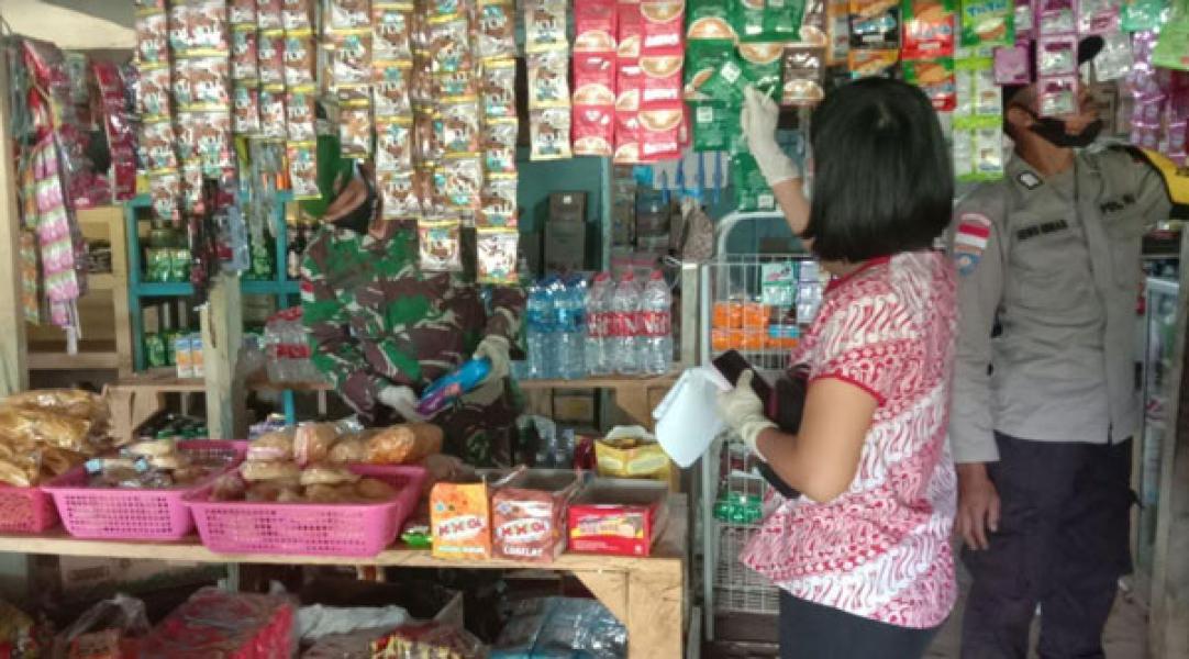 Satgas Yonif 125/Simbisa Bersama Puskesmas Sota dan Aparat Kepolisian Setempat Sidak Rumah Makan dan Kios