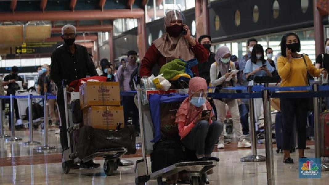 Sederet Fakta Libur Panjang Bikin Kasus Covid-19 Meledak