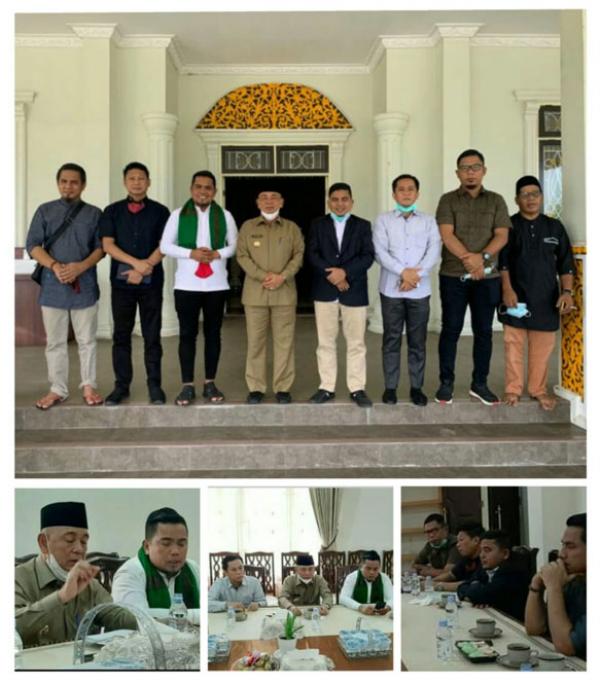 Zukri - Nasar Datangi Bupati Harris