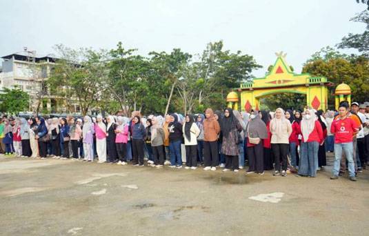 Bupati Inhil Pimpin Gotong Royong di Tembilahan