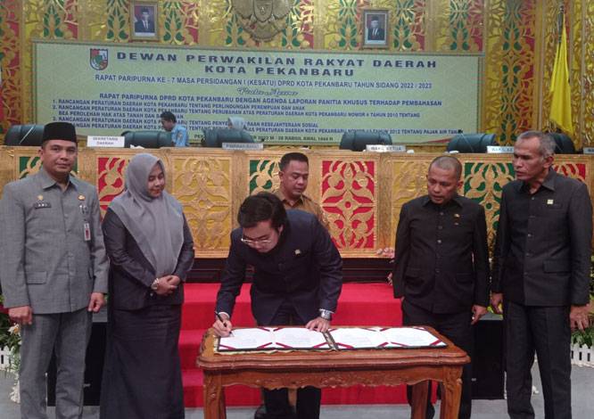 Sah! Pekanbaru Punya Perda Perlindungan Perempuan dan Anak, dan Perda BPTHB